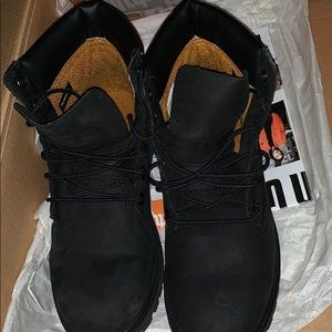 NWOT black timberlands